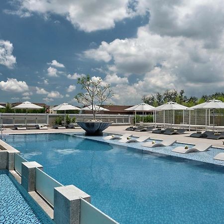 Clark Marriott Hotel Mabalacat Esterno foto