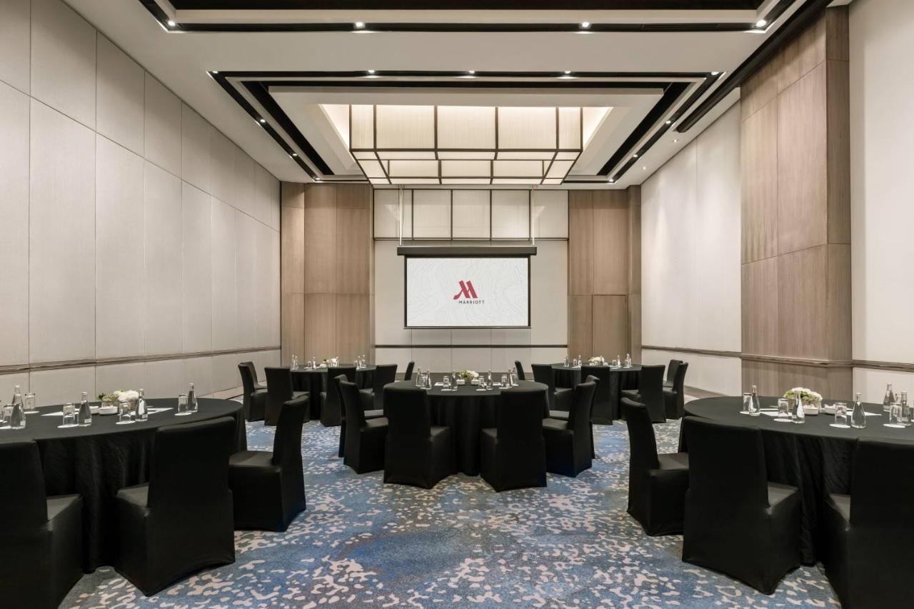 Clark Marriott Hotel Mabalacat Esterno foto