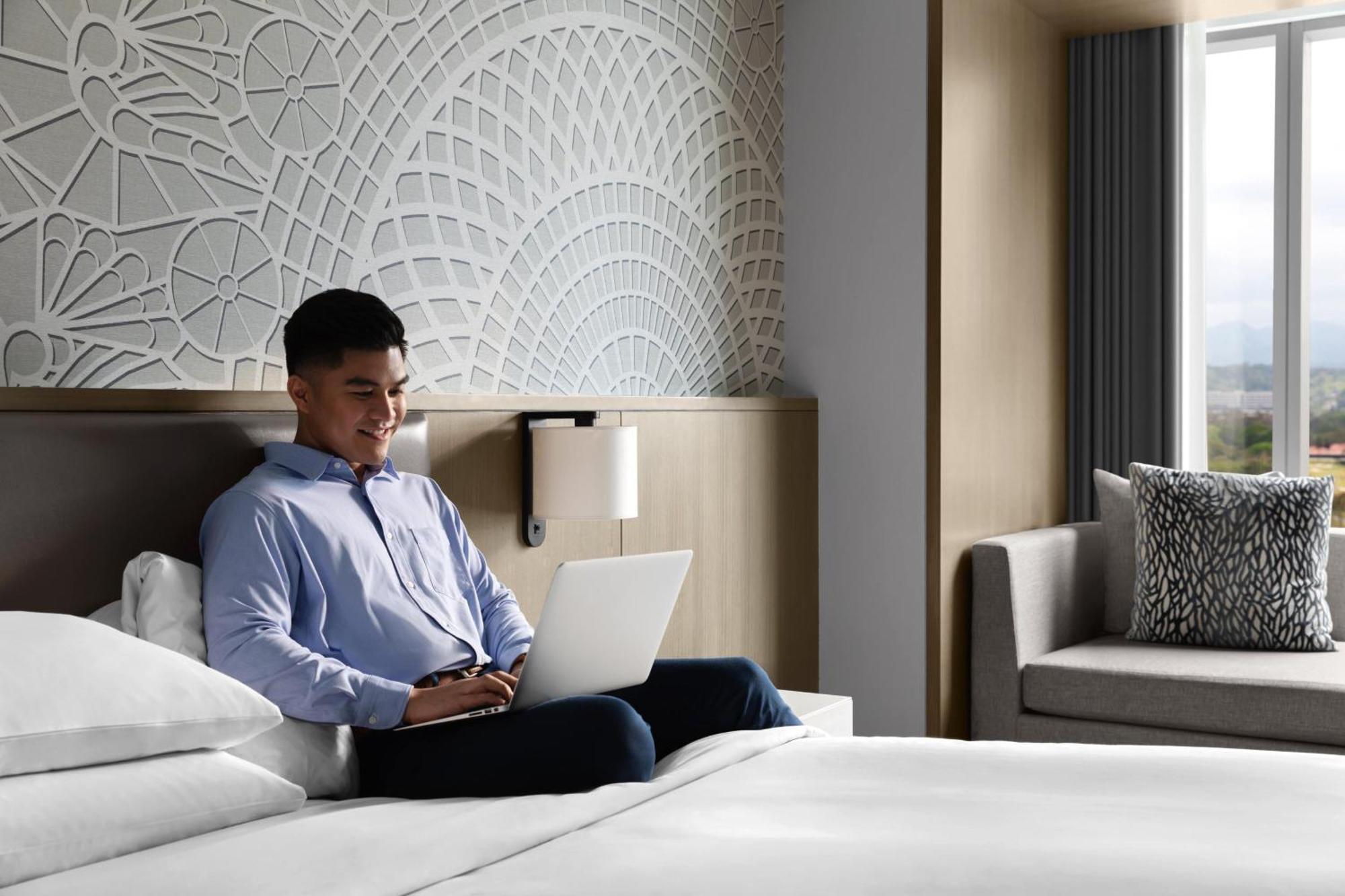 Clark Marriott Hotel Mabalacat Esterno foto