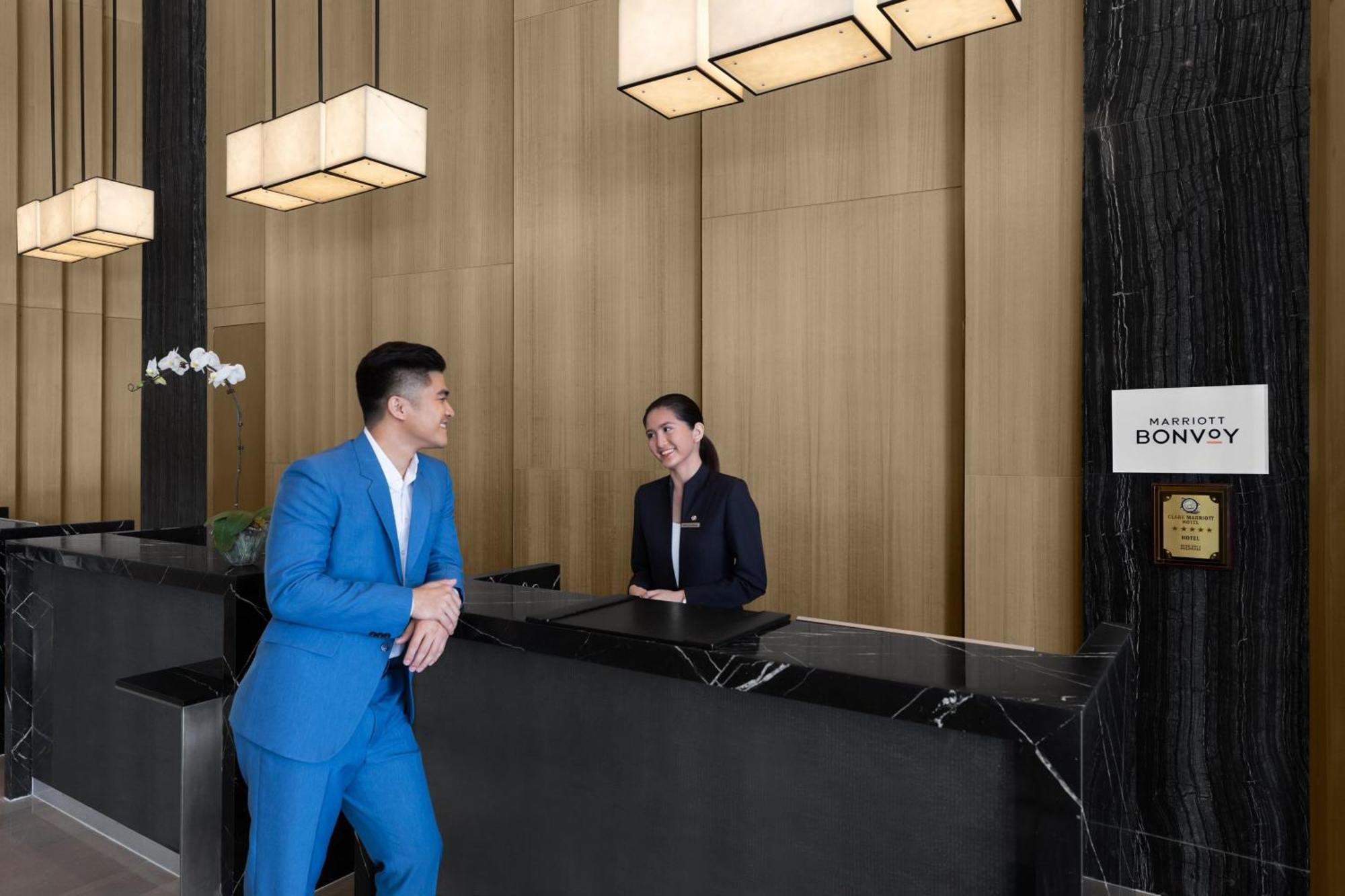 Clark Marriott Hotel Mabalacat Esterno foto