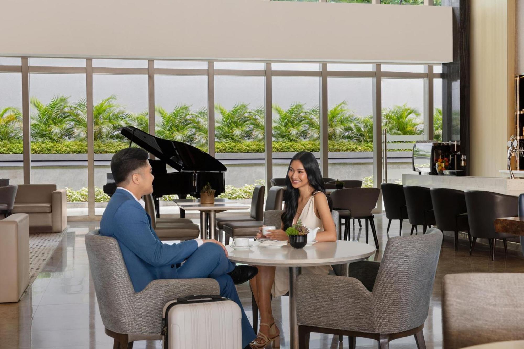 Clark Marriott Hotel Mabalacat Esterno foto